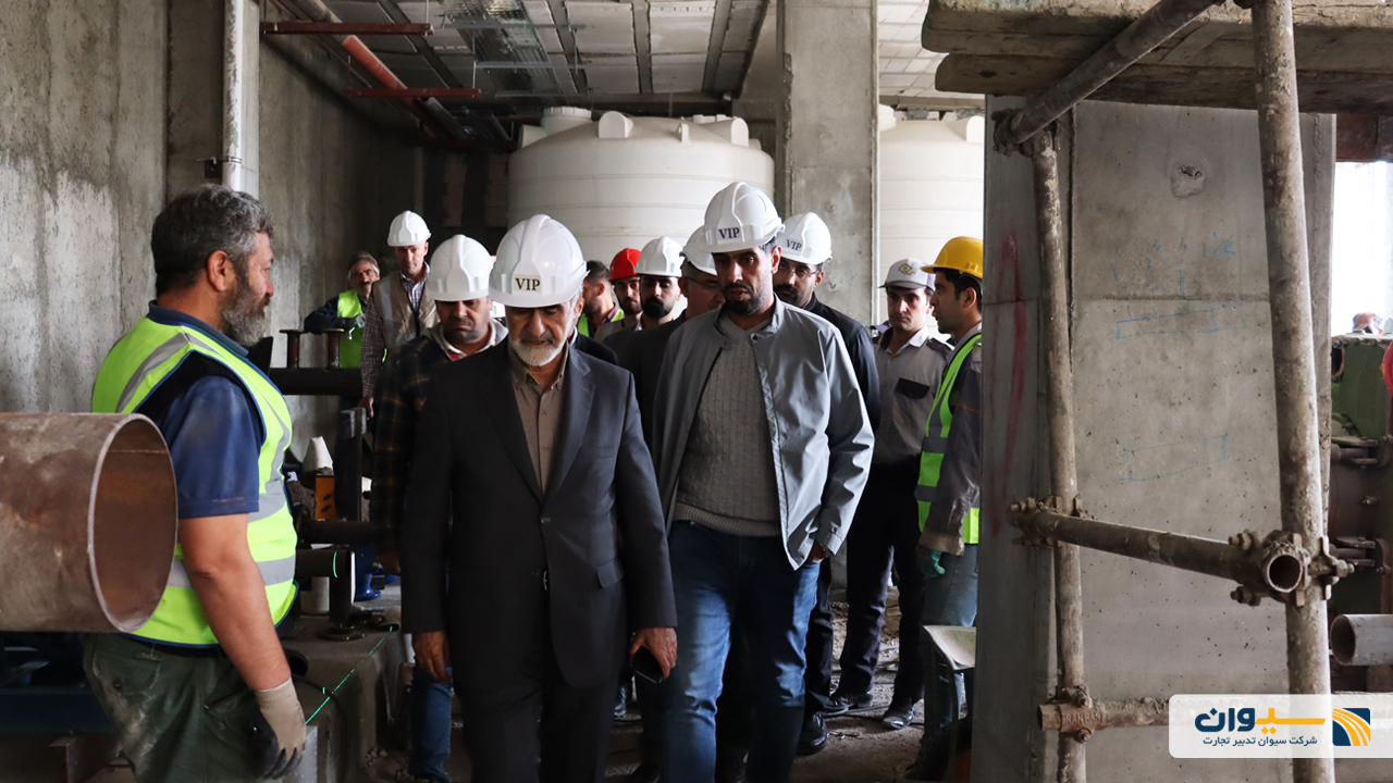 بازدید مهندس اسماعیل دوستی از مدرسه دارالفنون اردبیل شرکت سیوان تدبیر تجارت