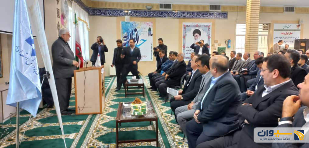 تصویری از آیین کلنگ زنی مدرسه 18 کلاسه دارالفنون قزوین