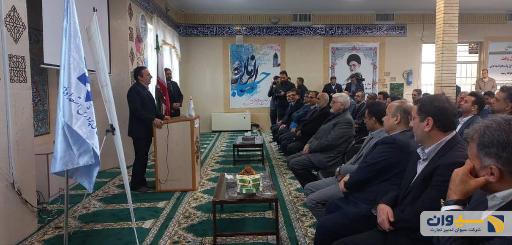 تصویری از آیین کلنگ زنی مدرسه 18 کلاسه دارالفنون قزوین